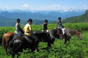 Rando cheval ado dans les Pyrénées, 14-17 ans