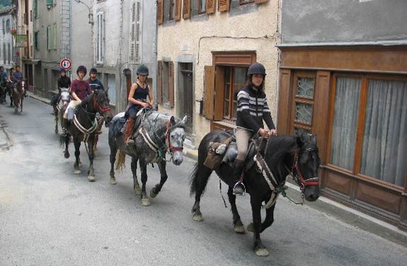 rando cheval pyrenees ado | Destinations Cheval