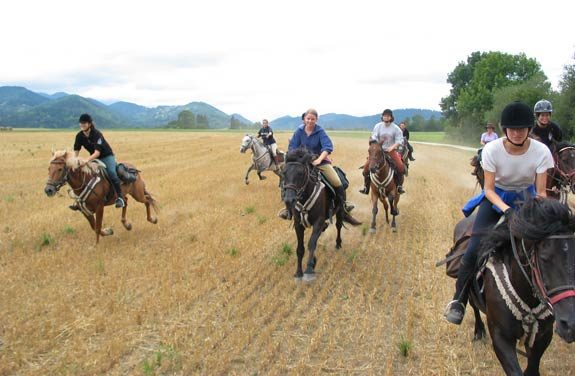 rando cheval pyrenees ado | Destinations Cheval