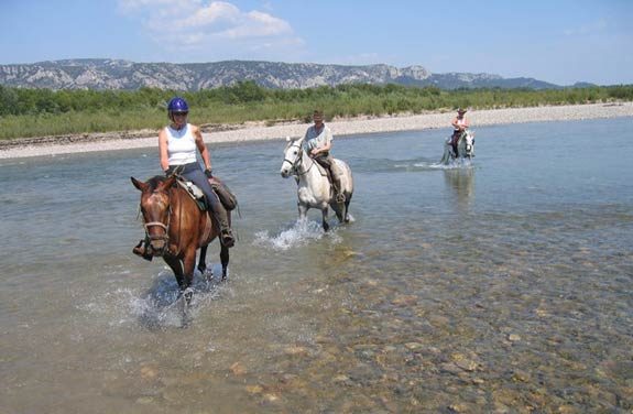 Randonnée à cheval Luberon Alpilles Camargue | Destinations Cheval