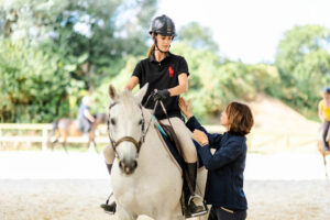 Stage d’équitation débutant adulte en Bretagne